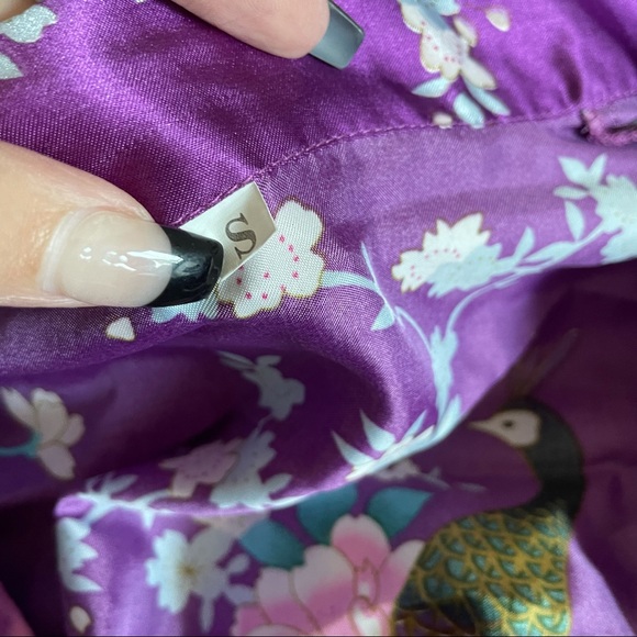 Vintage Robe - Picture 2 of 3